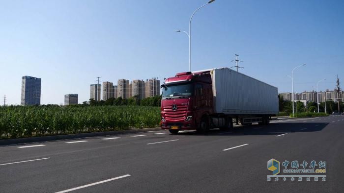 梅賽德斯-奔馳:含奔量百分百 長效全勤源于可靠和安全