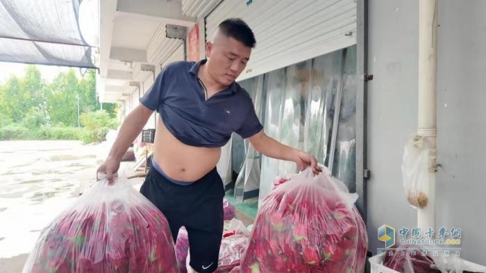 馳騁夢(mèng)想之路:奧鈴玉兔Ⅲ與連俊麗的致富之旅