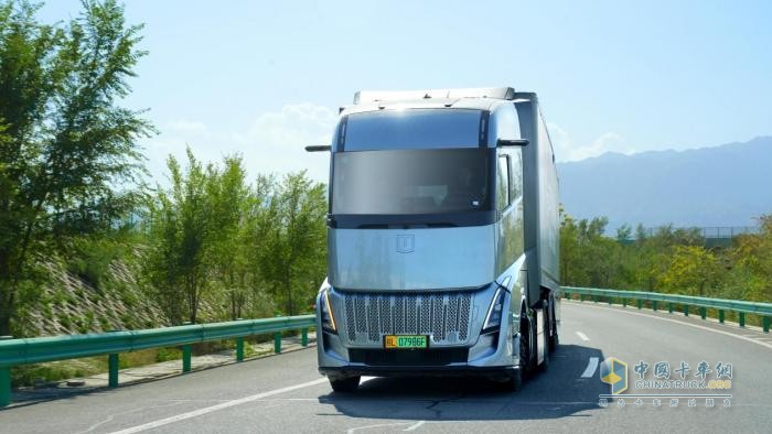 一箱綠色甲醇跑1522.9公里！ 遠(yuǎn)程星瀚H創(chuàng)造吉尼斯世界紀(jì)錄TM榮譽(yù)