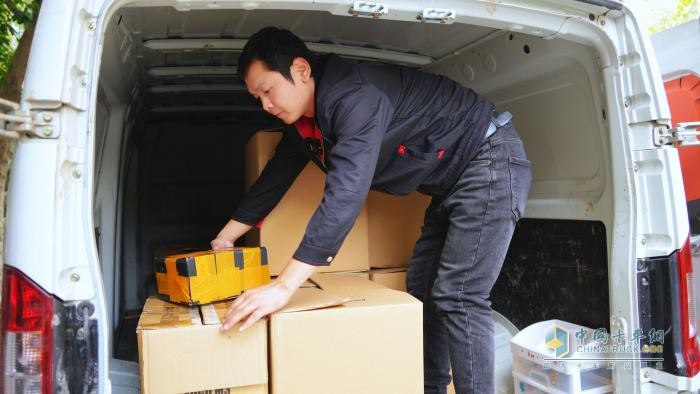 東風御風EM27L，與你一同向“遷”出發(fā)