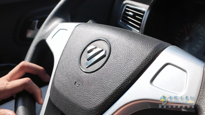 福田祥菱M2新能源:年輕人立足城市的另一種選擇