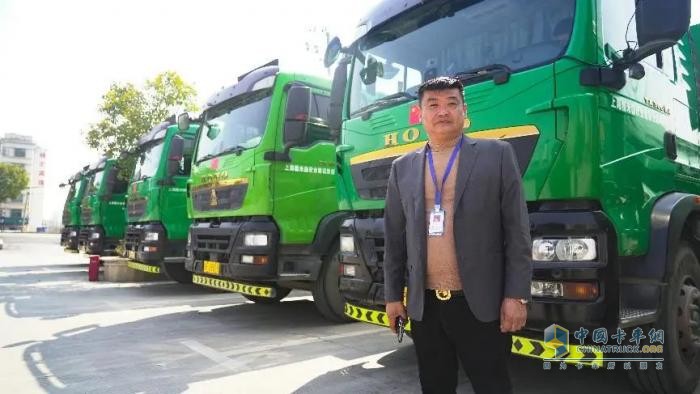 從攜手到共贏:中國重汽豪沃TX7渣土車助力客戶實(shí)現(xiàn)價(jià)值躍升