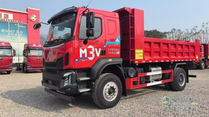 三大極限優(yōu)勢，乘龍M3 4X2極限自卸車盡顯創(chuàng)富實力