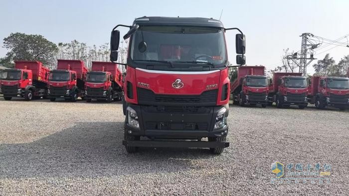 三大極限優(yōu)勢，乘龍M3 4X2極限自卸車盡顯創(chuàng)富實力