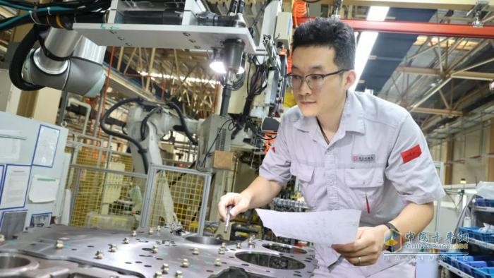 實(shí)干當(dāng)“夏” “炎”值擔(dān)當(dāng)，高溫里跑出東風(fēng)商用車(chē)加速度