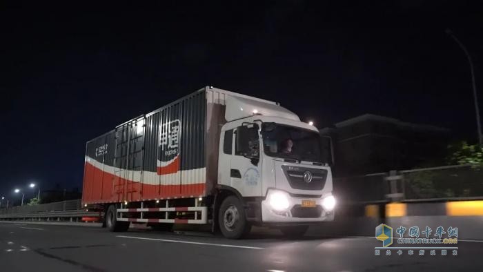 與時間賽跑！廣東肖師傅的高效之選：“有勁、省油、開不壞！”