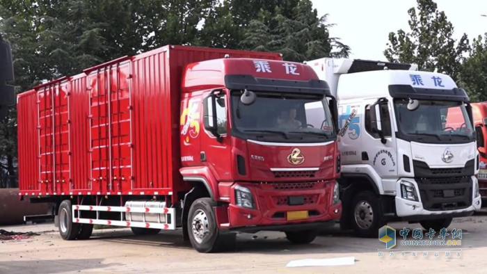 信賴鑄就規(guī)模車隊！王師傅的乘龍H5大單橋創(chuàng)富經(jīng)