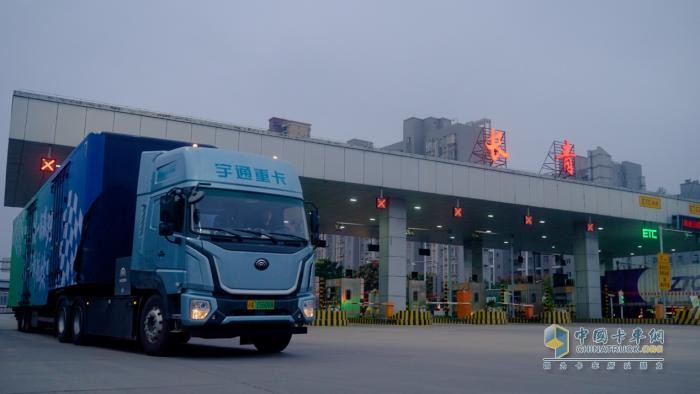 宇通遠(yuǎn)界T800,純電動(dòng)重卡,干線(xiàn)物流