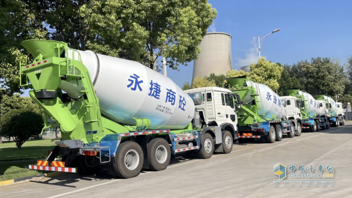 暑氣正旺，熱情高漲！又一批凌宇“頂流”交付客戶！