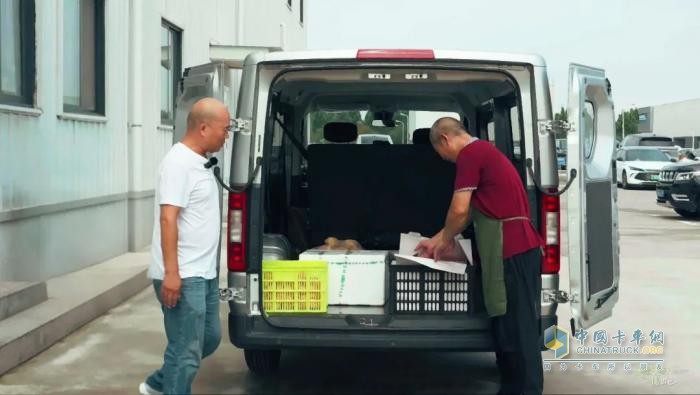 老司機(jī)眼中的樂(lè)福：久開(kāi)不累，高效省電，工作生活的好幫手