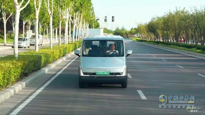 老司機(jī)眼中的樂(lè)福：久開(kāi)不累，高效省電，工作生活的好幫手