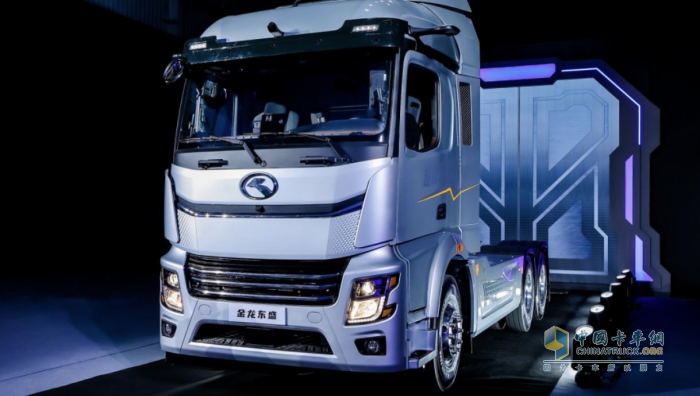 金龍新能源重卡品牌全球發(fā)布 開(kāi)啟新能源重卡干線物流場(chǎng)景“運(yùn)力新時(shí)代”