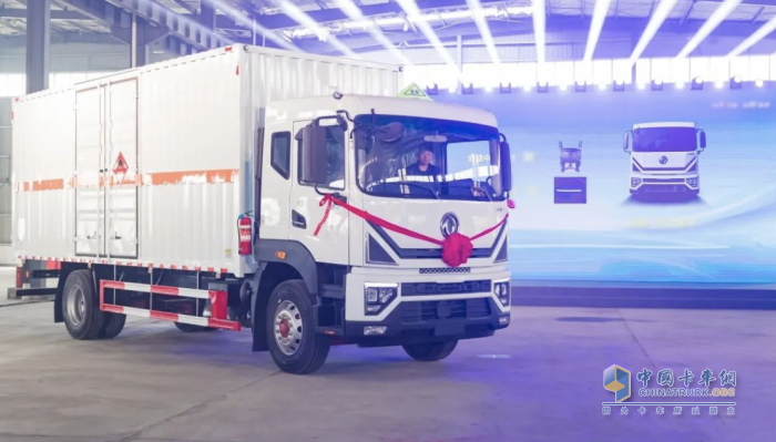 煥然升級(jí) 東風(fēng)汽車股份第九代專用車底盤正式發(fā)布