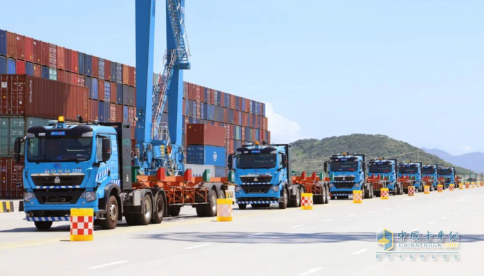 無人集卡車隊已超160臺！飛步科技如何實現(xiàn)出圈又出海