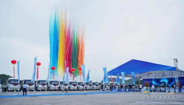 工況定制+生態(tài)賦能！徐工新能源重卡500臺(tái)大單落子西南