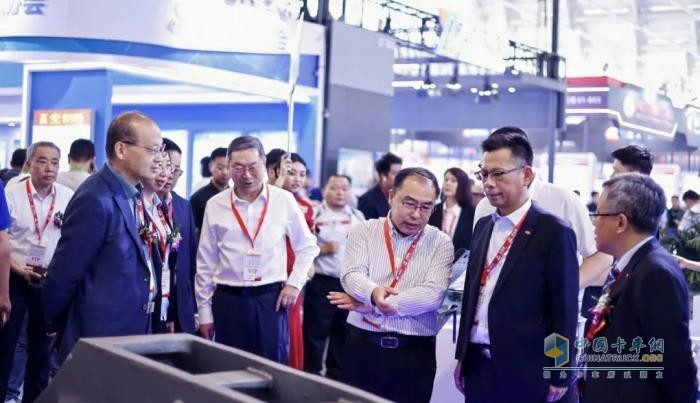 向“新”而行！這些“徐工高端鑄件”，亮相中國(guó)國(guó)際鑄造博覽會(huì)