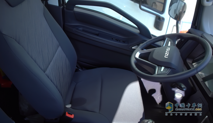 152大馬力 八大場景定制 江西五十鈴翼放EM數(shù)高效輕卡標桿