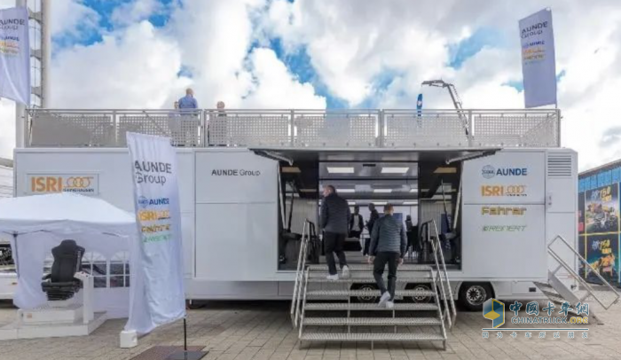 舒適、環(huán)保與科技，伊思靈攜未來(lái)座椅閃耀I(xiàn)AA