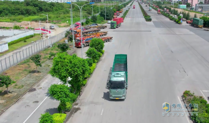 免費(fèi)試駕火爆進(jìn)行，聽(tīng)聽(tīng)老司機(jī)如何評(píng)價(jià)乘龍540極致氣耗版