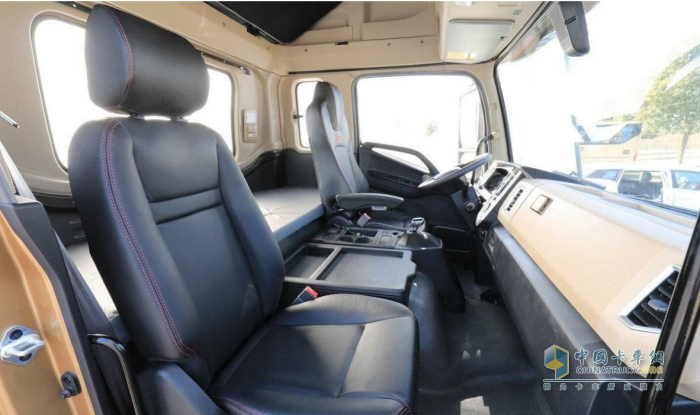 長途運輸，江淮1卡德沃斯T9中卡助您前“兔”無量！