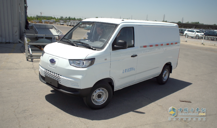 數(shù)字化+三防電池+主被動(dòng)安全，開瑞江豚E5打造全能小幫手