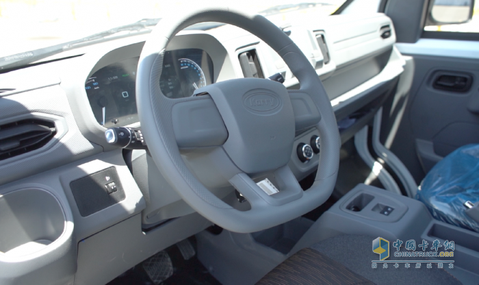 數(shù)字化+三防電池+主被動(dòng)安全，開瑞江豚E5打造全能小幫手