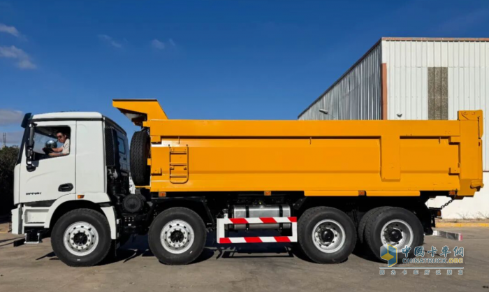 百臺(tái)出海！徐工自卸車(chē)硬核助力“一帶一路”沿線基建項(xiàng)目