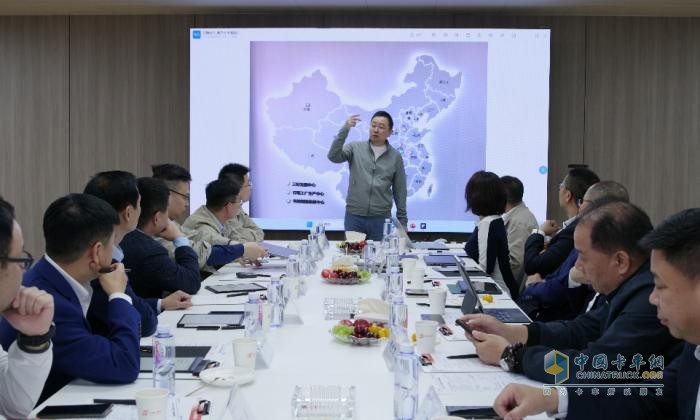 深化變革快發(fā)展 巔峰之大領(lǐng)未來！中集車輛與陜汽集團(tuán)合作再升溫！