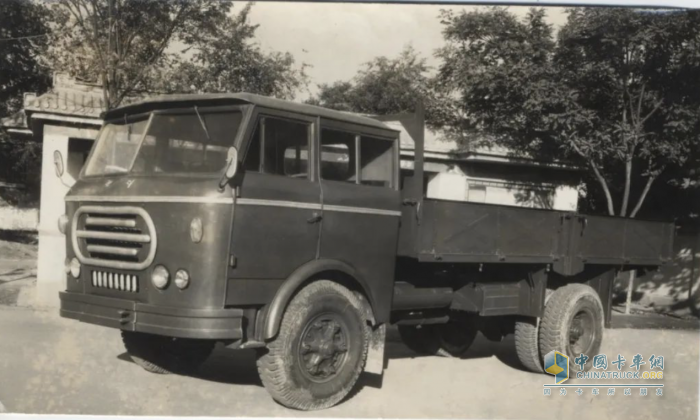 尋跡六十年(一):1964-1973 手敲肩扛造出安徽省第一輛汽車