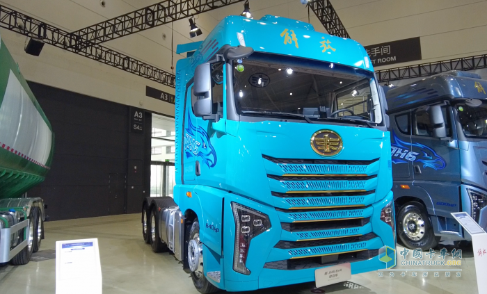 解放青汽全新JH6亮相全球合作伙伴+大會(huì) 都帶來(lái)了哪些升級(jí)？