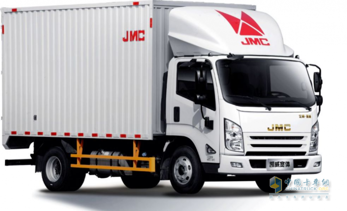 實(shí)力看得見！江鈴輕卡連將3項(xiàng)榮譽(yù)獎(jiǎng)收入囊中