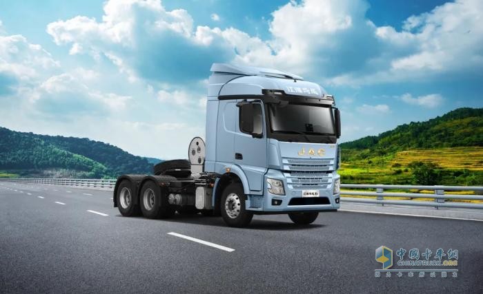 拉得多跑得遠(yuǎn)還省錢！江淮跨越X5，長途資源運(yùn)輸?shù)膭?chuàng)富新搭檔！