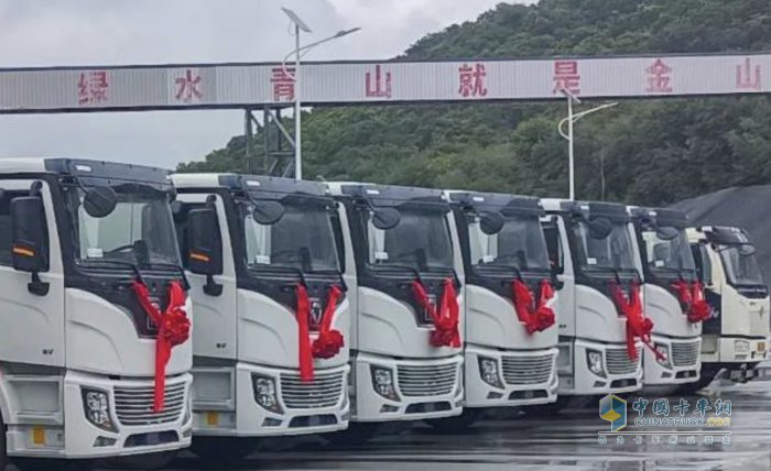 全國熱銷！徐工新能源重卡穿越熱浪、交付客戶