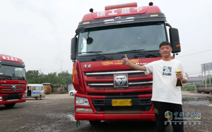 省氣、可靠還舒適，徐工漢風G7 LNG牽引車助力李帥強開啟致富之路