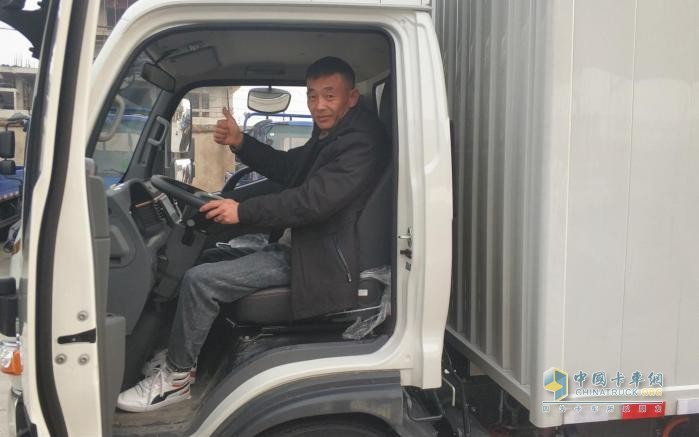 “民以食為天” 餐飲生鮮原材料配送選混動1號駿鈴聚寶盆更賺錢？