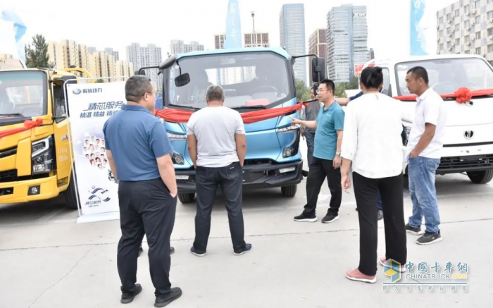 “飛碟奧馳，向新出發(fā)”，飛碟奧馳T1系列產(chǎn)品推介會(huì)在呼和浩特順利召開(kāi)！