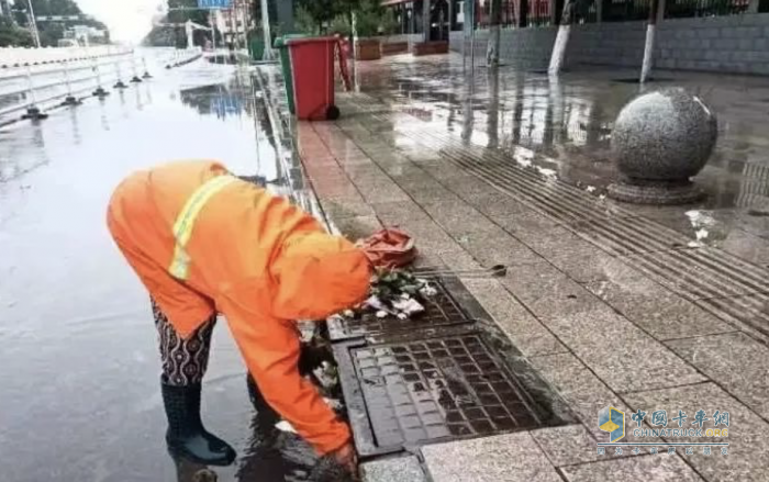 助力防汛救災(zāi)，福龍馬在行動