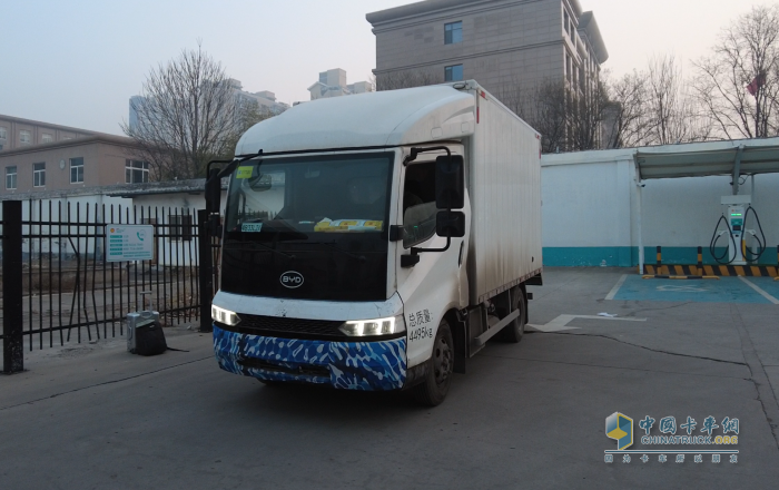 輕卡躍遷新時代  比亞迪混動輕卡T5 DM能否摘得城市配送混動運輸車大獎桂冠？