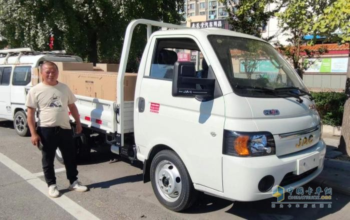 同城商貿(mào)配送 他為什么說(shuō)用江淮1卡愷達(dá)能舒舒服服賺大錢(qián)？