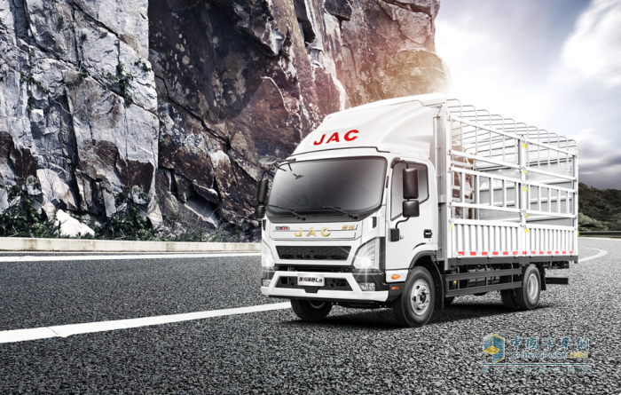 江淮1卡四款新品即將上市，以全域布局引領(lǐng)物流變革