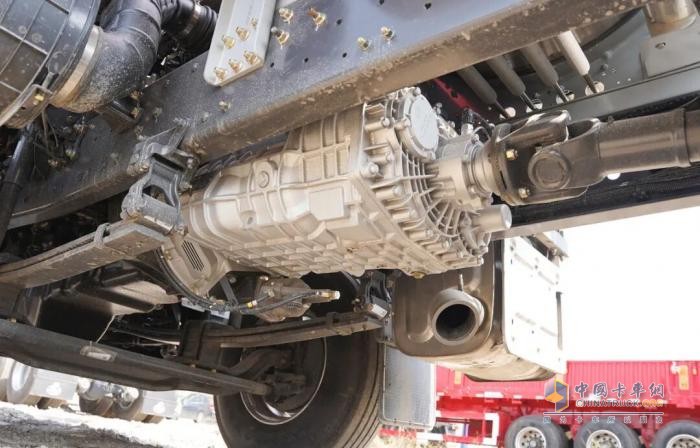 玉林老司機張師傅跑兩廣：乘龍H5 LNG憑啥成他的“放心搭檔”？