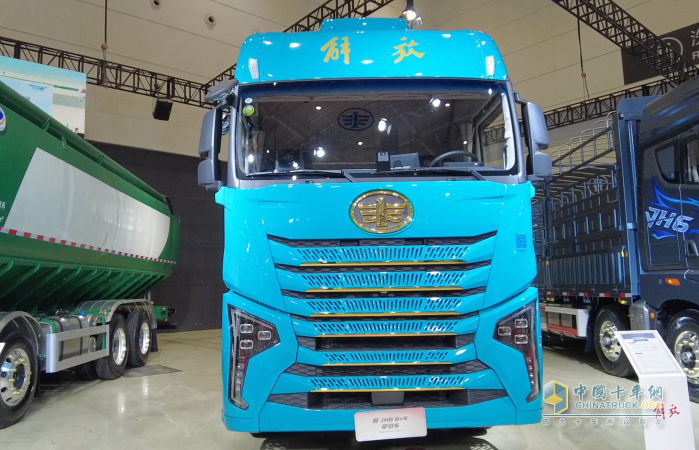 解放青汽全新JH6亮相全球合作伙伴+大會(huì) 都帶來(lái)了哪些升級(jí)？