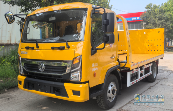 高效全能 清障無憂-東風專致藍牌清障車為道路安全護航