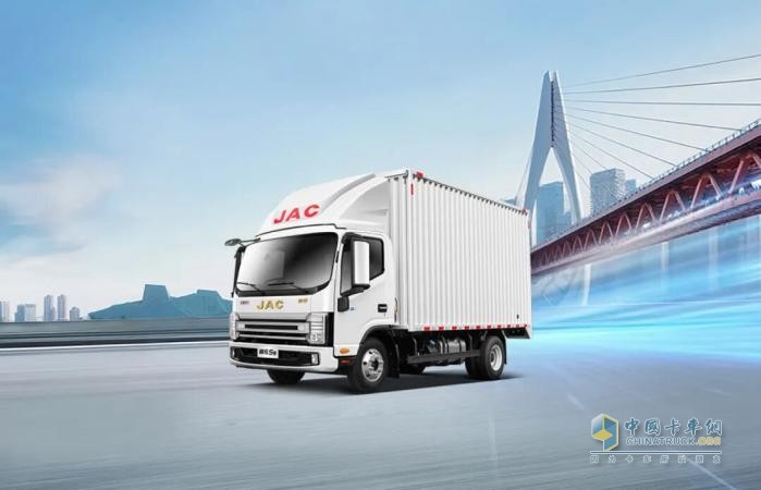 有了帥鈴尊耀版，你就省省吧！