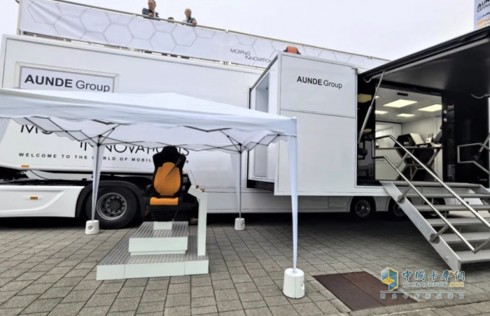 舒適、環(huán)保與科技，伊思靈攜未來(lái)座椅閃耀I(xiàn)AA