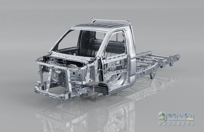 東風(fēng)小康創(chuàng)富?？ā盃摹备簧鲜?，打破微卡用戶焦慮