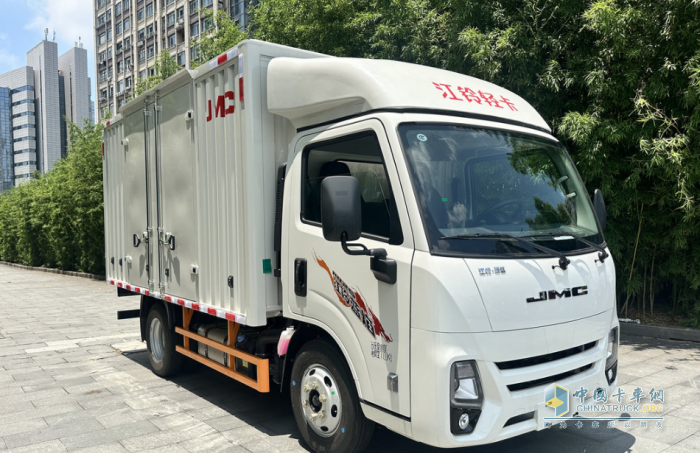 清晨6點(diǎn)的家具城:全新順達(dá)與城配用戶的 “默契時(shí)刻”