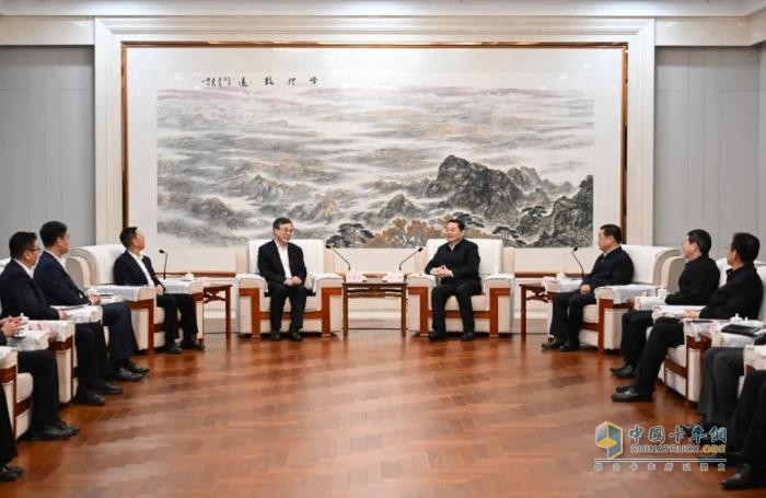 中國郵政集團(tuán)與遼寧省政府簽署戰(zhàn)略合作框架協(xié)議