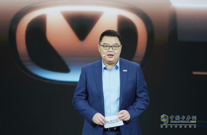 引領(lǐng)皮卡價(jià)值進(jìn)階，全球首款超級(jí)增程皮卡長(zhǎng)安獵手震撼亮相