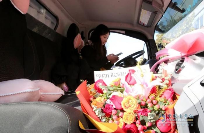 出發(fā)！飛碟漫天飛財運滿滿環(huán)邊境游帶你用車輪丈量偉大祖國！